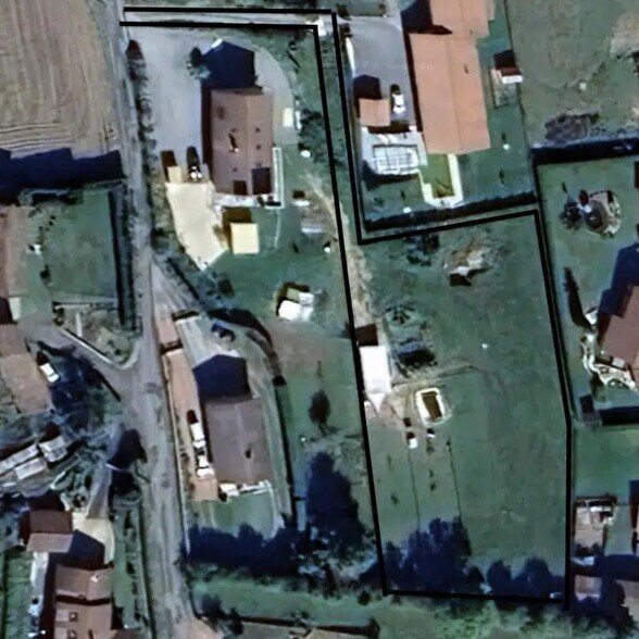 Terreno en Cours en venta - Foto del edificio - Imagen 2 de 3