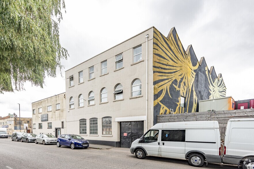 47-57 Feeder Rd, Bristol en venta - Foto del edificio - Imagen 2 de 4