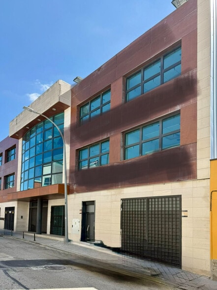 Oficina en Alcorcón, Madrid en venta - Foto del edificio - Imagen 2 de 28