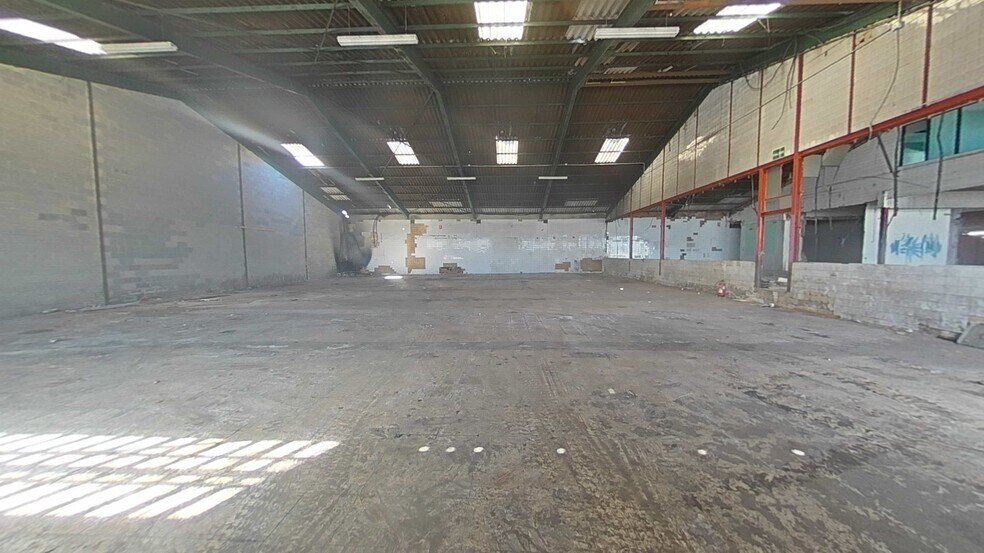 Nave en Gijón, Asturias en venta - Foto del interior - Imagen 2 de 21