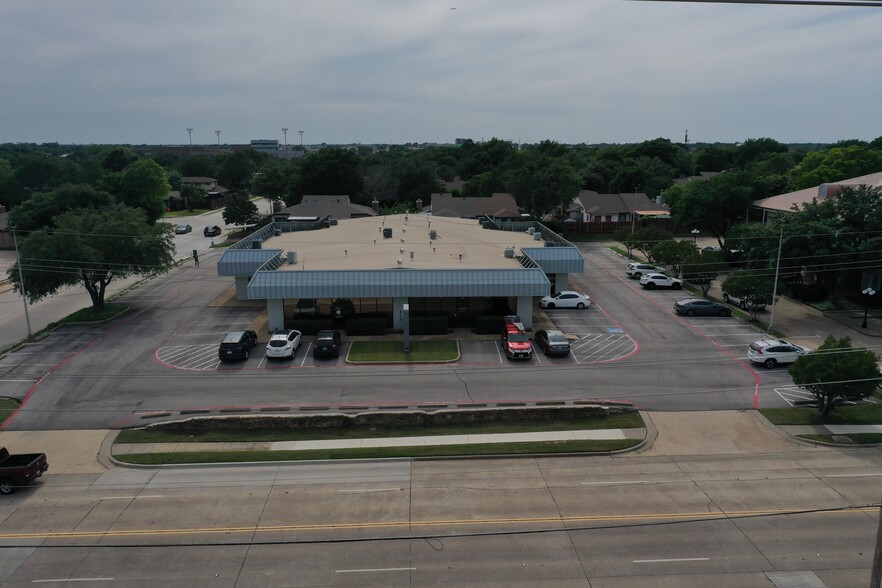 570 S Edmonds Ln, Lewisville, TX en alquiler - Foto del edificio - Imagen 1 de 8