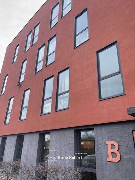 Oficina en Caluire-et-Cuire en alquiler - Foto del edificio - Imagen 3 de 16