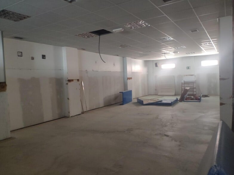 Local en El Ejido, Almería en venta - Foto del interior - Imagen 2 de 13