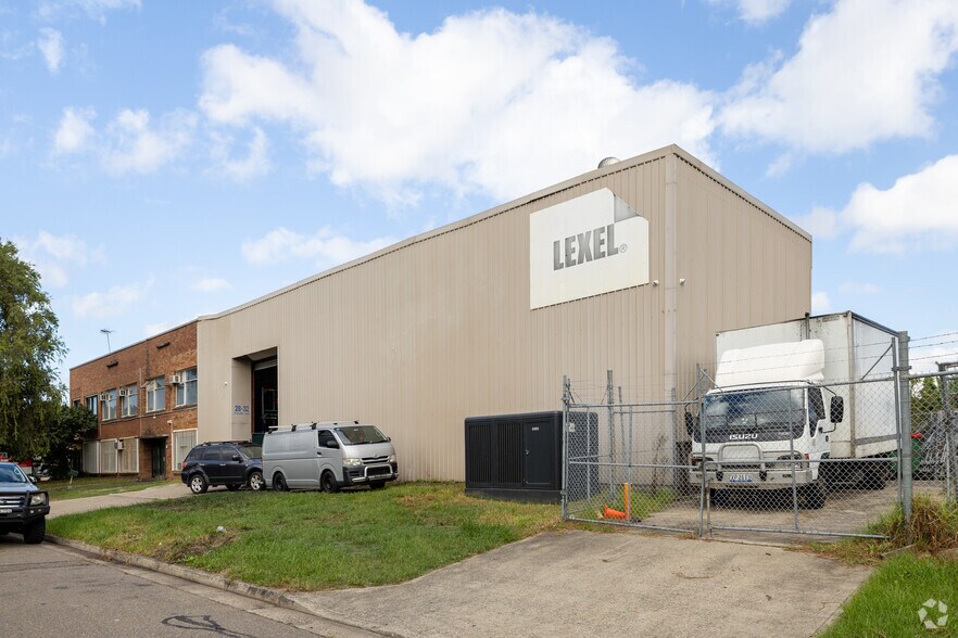 28-32 Exceller Ave, Bankstown en alquiler - Foto del edificio - Imagen 2 de 6
