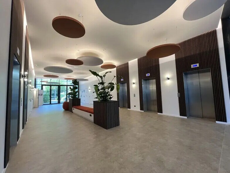 57-59 Rue Yves Kermen, Boulogne-Billancourt en alquiler - Vestíbulo - Imagen 3 de 6