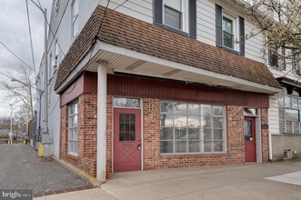 30-32 Washington St, Mount Holly, NJ en alquiler Foto del edificio- Imagen 1 de 5