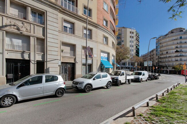 Más detalles de Edificio residencial​ en venta