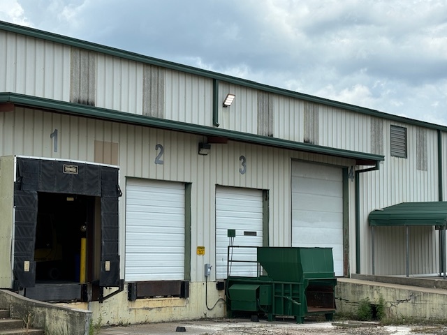 899 Industrial Dr, Lewisburg, TN en alquiler - Foto del edificio - Imagen 3 de 13