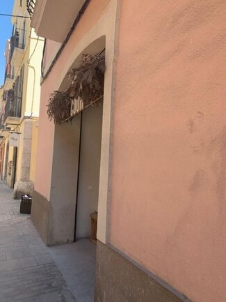Más detalles de Plaza Llarga, 10, Vilanova i la Geltrú - Edificio residencial en venta