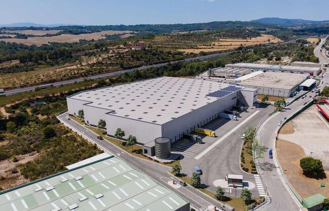 Más detalles de Carrer de Gresol, 21, Esparreguera - Nave en alquiler