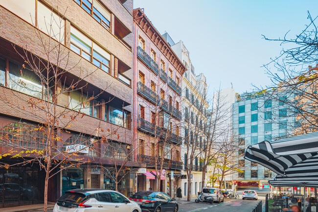 Más detalles de Edificio residencial​ en venta