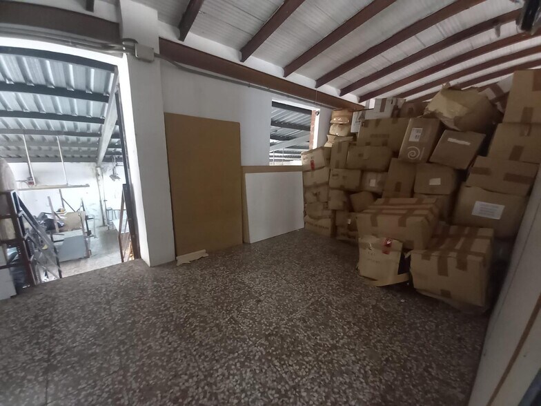 Nave en Alicante en alquiler - Foto del interior - Imagen 2 de 15