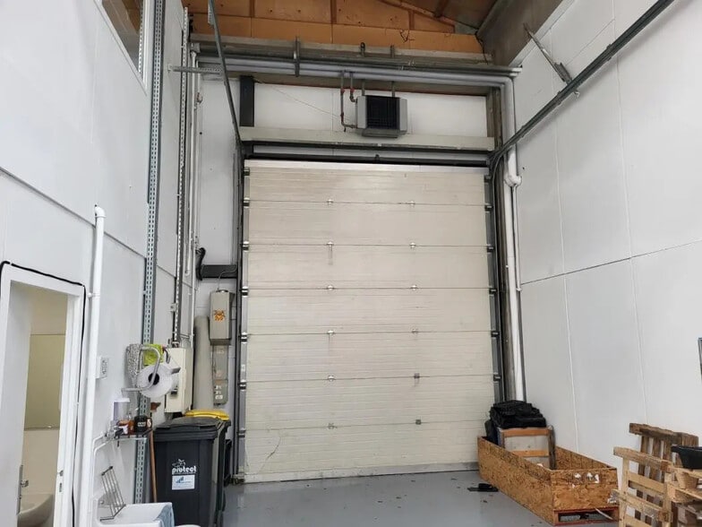 11 13 Chemin De L'Industrie, Dardilly en alquiler - Foto del interior - Imagen 3 de 5