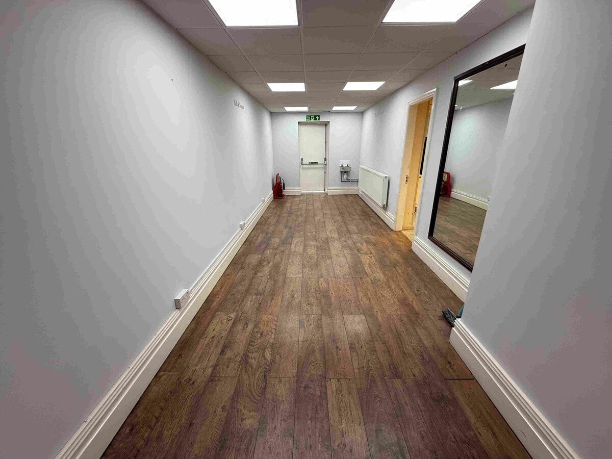 192-194 Nantwich Rd, Crewe, CHS CW2 6BP - Unidad 192 - - Foto del interior - Image 2 of 9