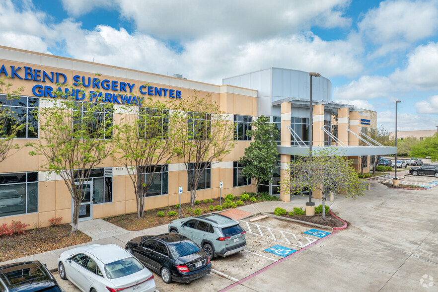 7830 W Grand Pky S, Richmond, TX en alquiler - Foto del edificio - Imagen 1 de 15