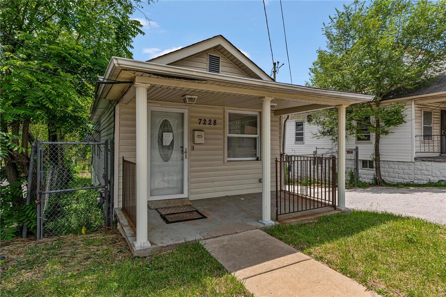 7228 West Florissant Ave, Jennings, MO en venta - Foto principal - Imagen 1 de 14