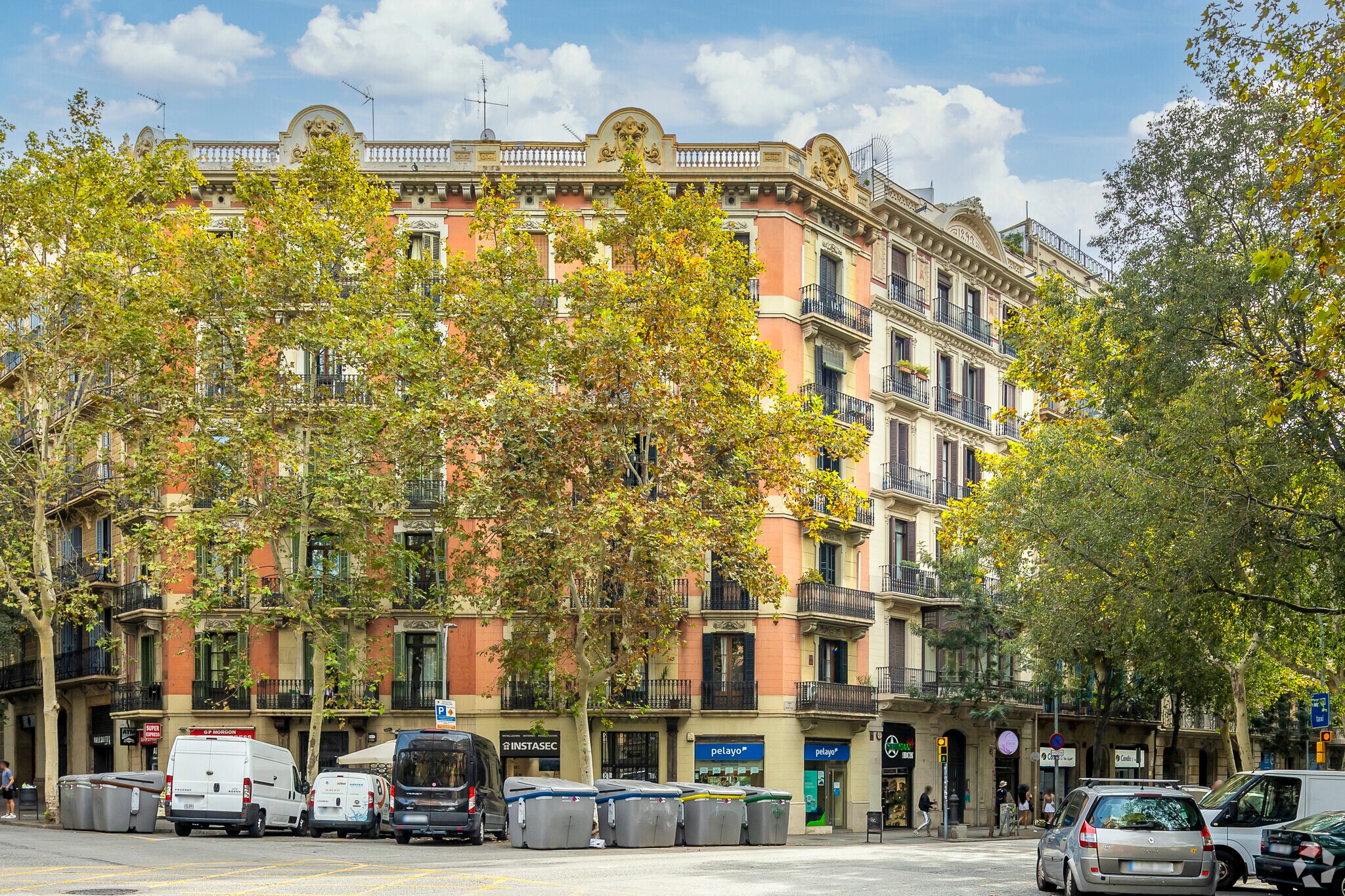Edificio residencial en Barcelona, Barcelona en venta Foto principal- Imagen 1 de 4