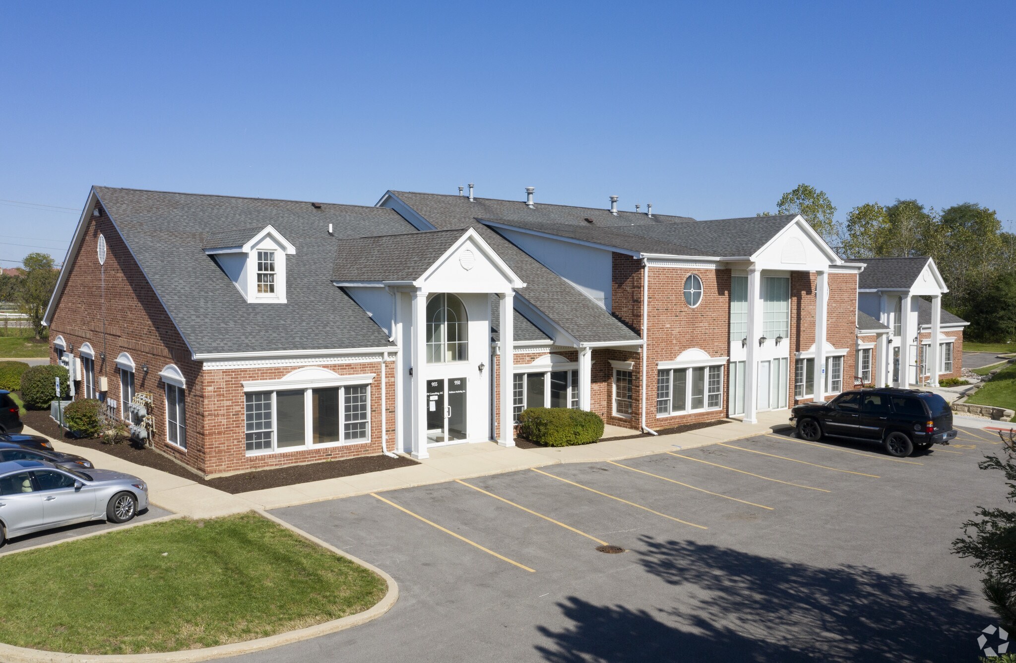 South Barrington Office Center cartera de 10 inmuebles en venta en LoopNet.es Foto principal- Imagen 1 de 7