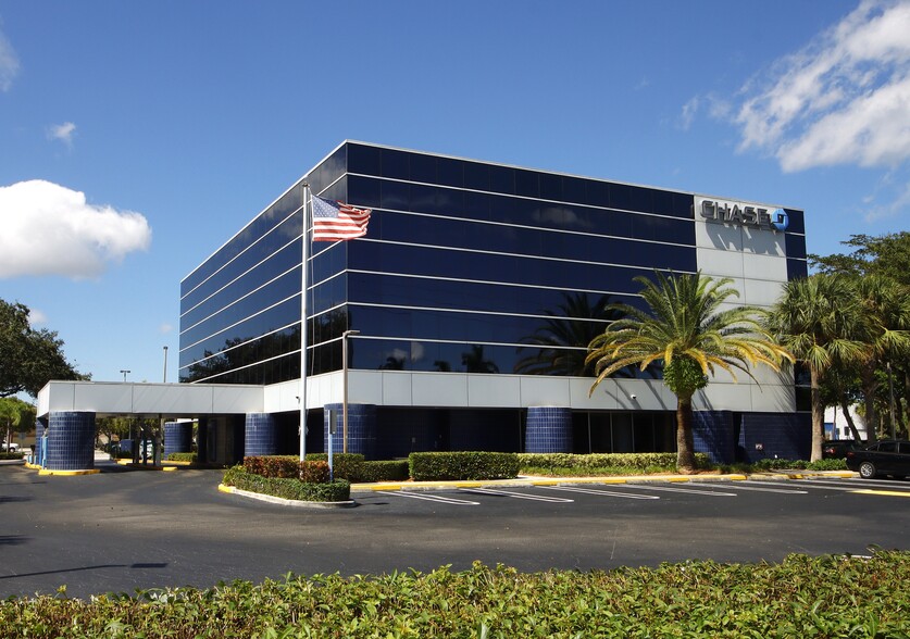 555 N Congress Ave, Boynton Beach, FL en alquiler - Foto del edificio - Imagen 2 de 23