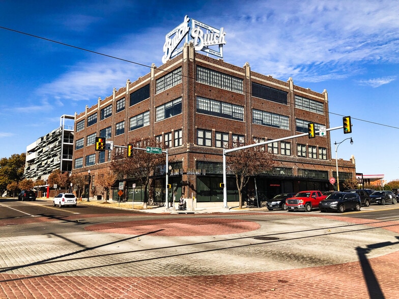 1101 N Broadway Ave, Oklahoma City, OK en alquiler - Foto del edificio - Imagen 2 de 14