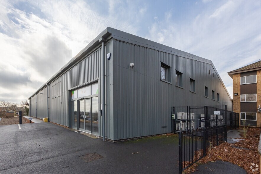 18-20 Bradfield Rd, Wellingborough en venta - Foto principal - Imagen 1 de 10