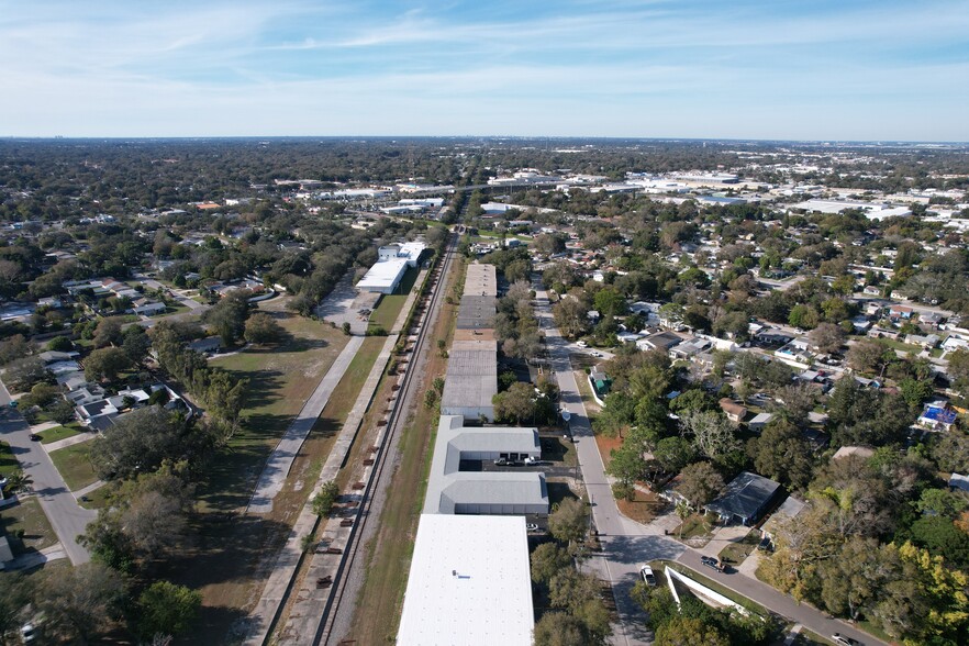 3500 Morris St N, Saint Petersburg, FL en alquiler - Foto del edificio - Imagen 3 de 6