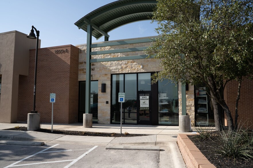 3500 Ranch Road 620 S, Bee Caves, TX en alquiler - Foto del edificio - Imagen 2 de 8