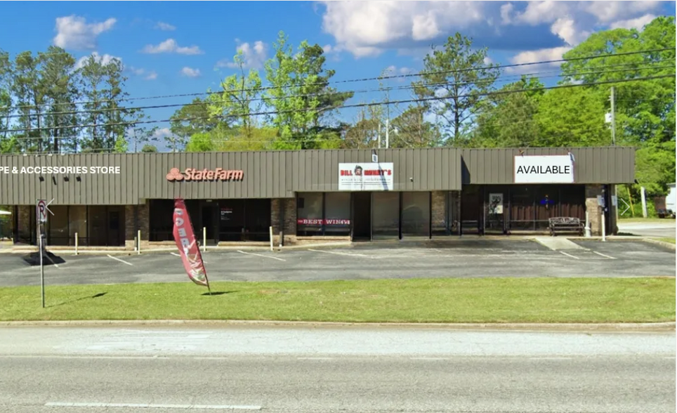 1390 S Forest Ave, Luverne, AL en alquiler - Foto del edificio - Imagen 1 de 9