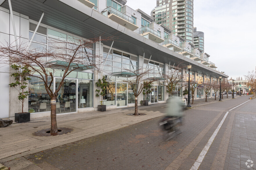 510-590 Nicola St, Vancouver, BC en alquiler - Foto del edificio - Imagen 2 de 6