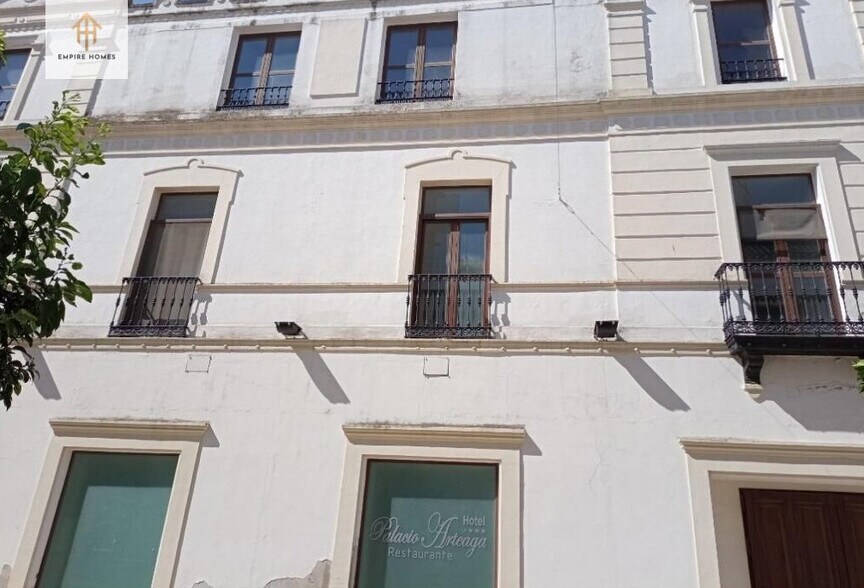 Hotel y hospedaje en Olivenza, Badajoz en venta - Foto del edificio - Imagen 2 de 10