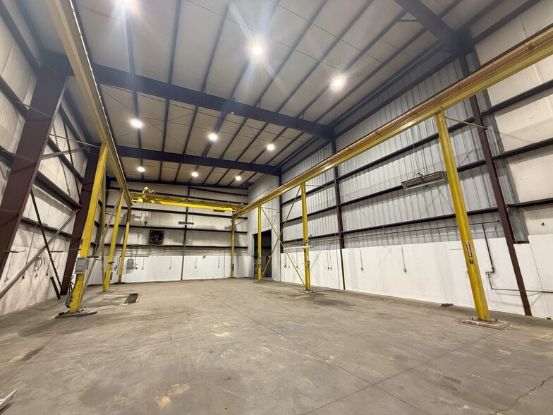 144 Industrial Dr, Forest City, NC en alquiler - Foto del edificio - Imagen 3 de 44