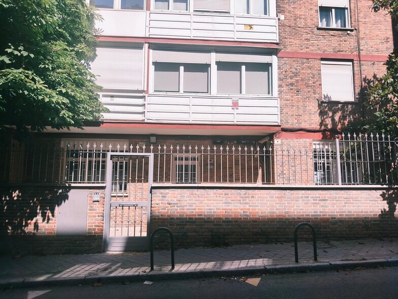 Calle de Alfonso Rodríguez Santamaría, 18, Madrid, Madrid en alquiler - Plano de la planta - Imagen 1 de 3