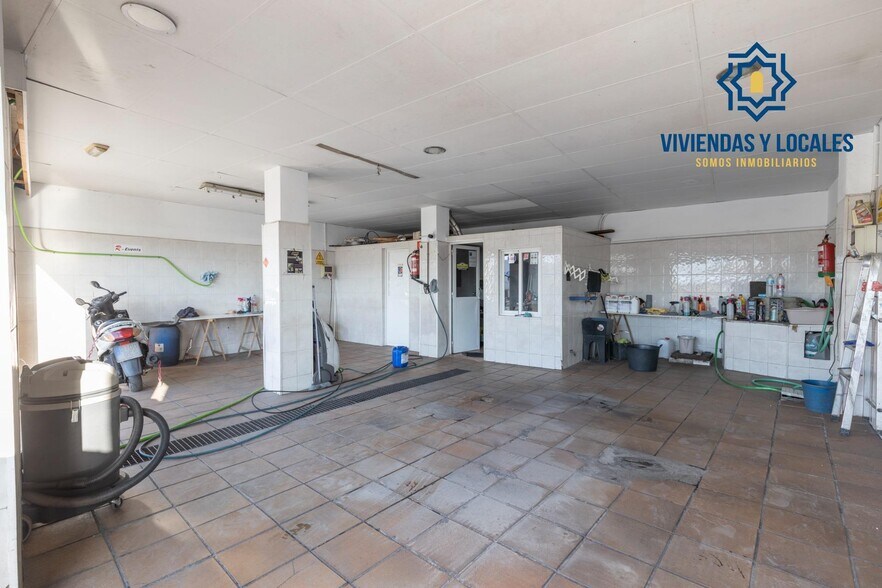 Local en Maracena, Granada en venta - Foto del edificio - Imagen 2 de 20