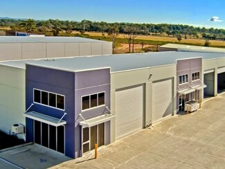 Más detalles de 25 Amsterdam Cct, Wyong - Nave en venta