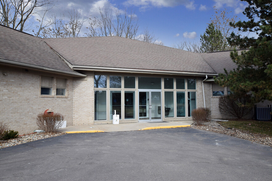 3380 Beecher Rd, Flint, MI en venta - Foto del edificio - Imagen 2 de 40