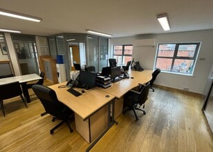 1 Ogden St, Manchester en alquiler Foto del interior- Imagen 2 de 6