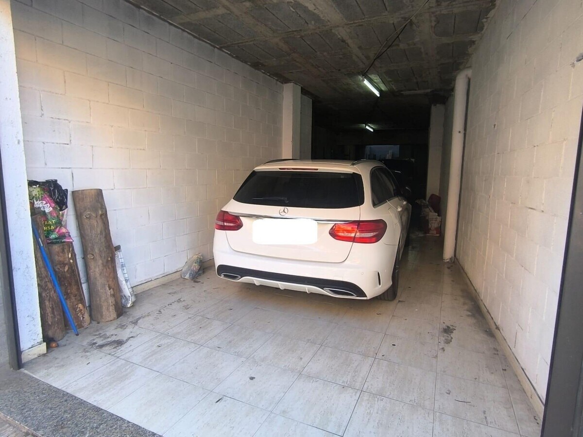 Sant Fruitós de Bages, BAR 08272 - Unidad Pta. DR -  - Foto del interior - Image 1 of 4