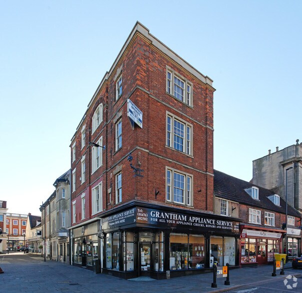 28-29 Market Pl, Grantham en alquiler - Foto del edificio - Imagen 3 de 7