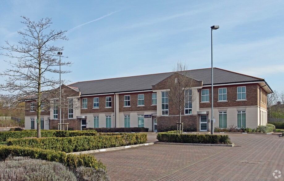 19-25 Shirwell Cres, Milton Keynes en alquiler - Foto del edificio - Imagen 2 de 9