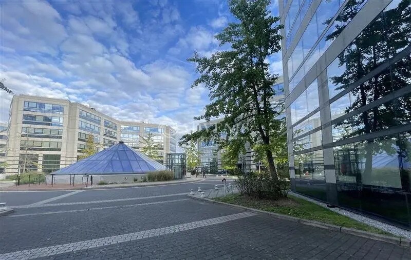 4 Place De Londres, Tremblay-en-France en alquiler - Foto del edificio - Imagen 3 de 11