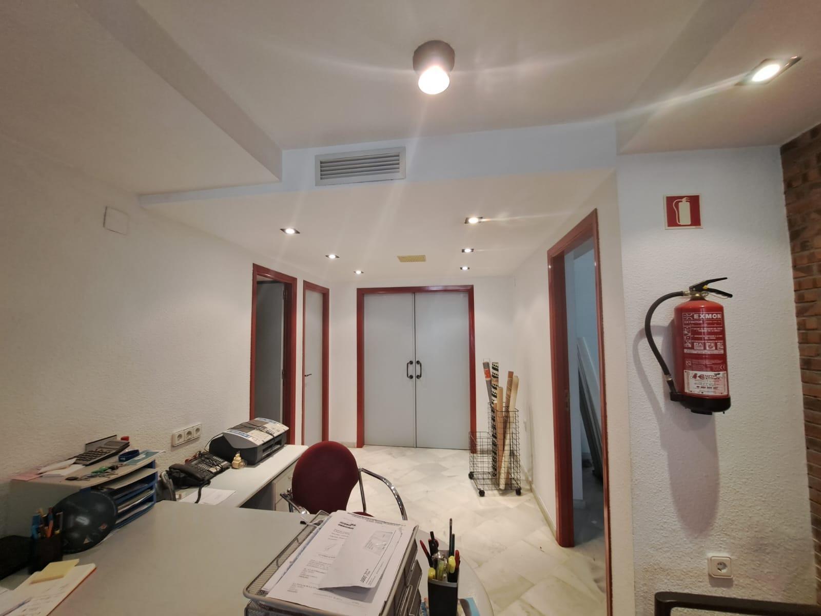 Oficina en El Ejido, Almería en alquiler Foto del edificio- Imagen 1 de 7