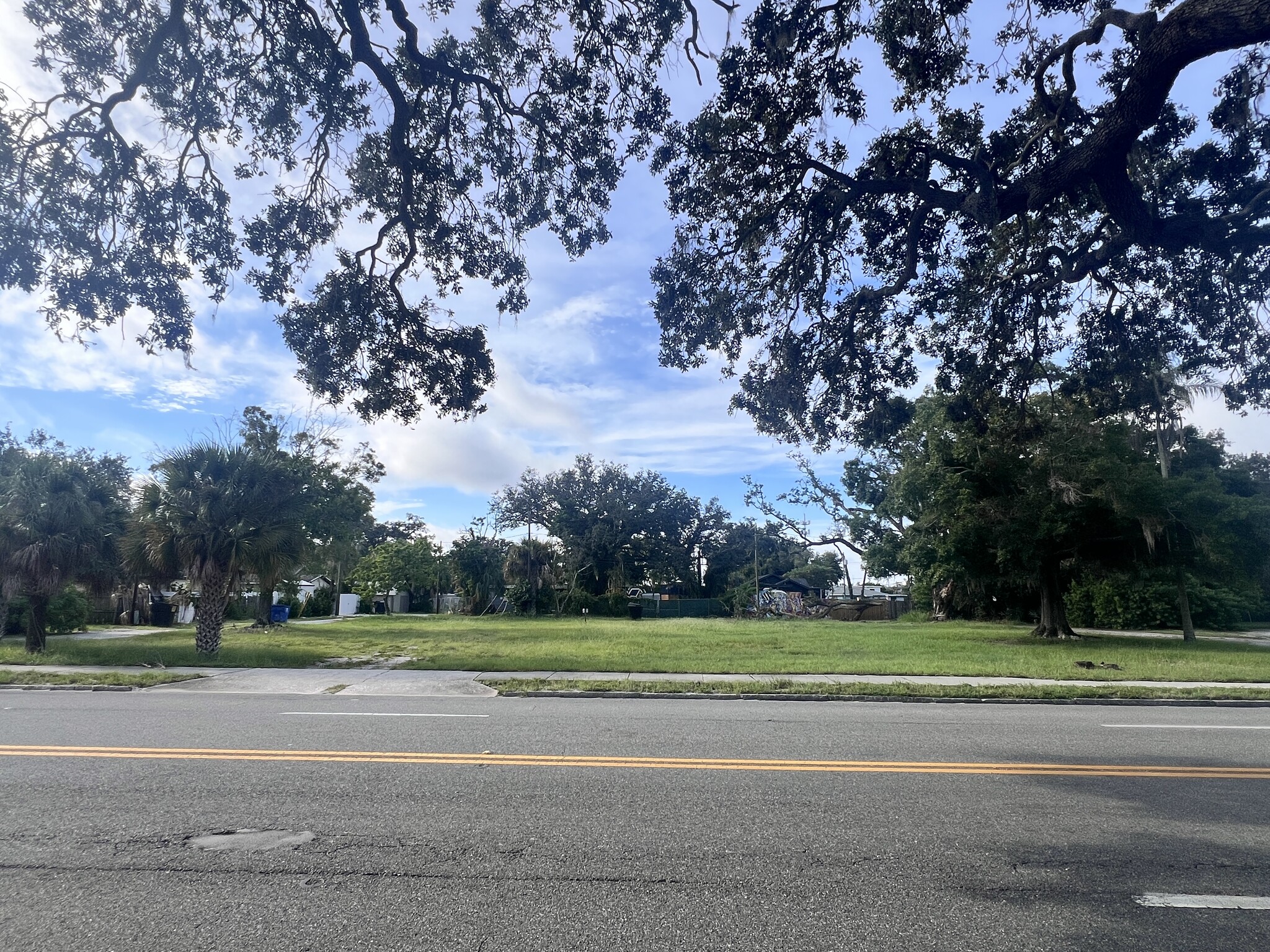 2620 5th Ave S, Saint Petersburg, FL en venta Otros- Imagen 1 de 2