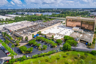 777 NW 72nd Ave, Miami, FL - VISTA AÉREA  vista de mapa