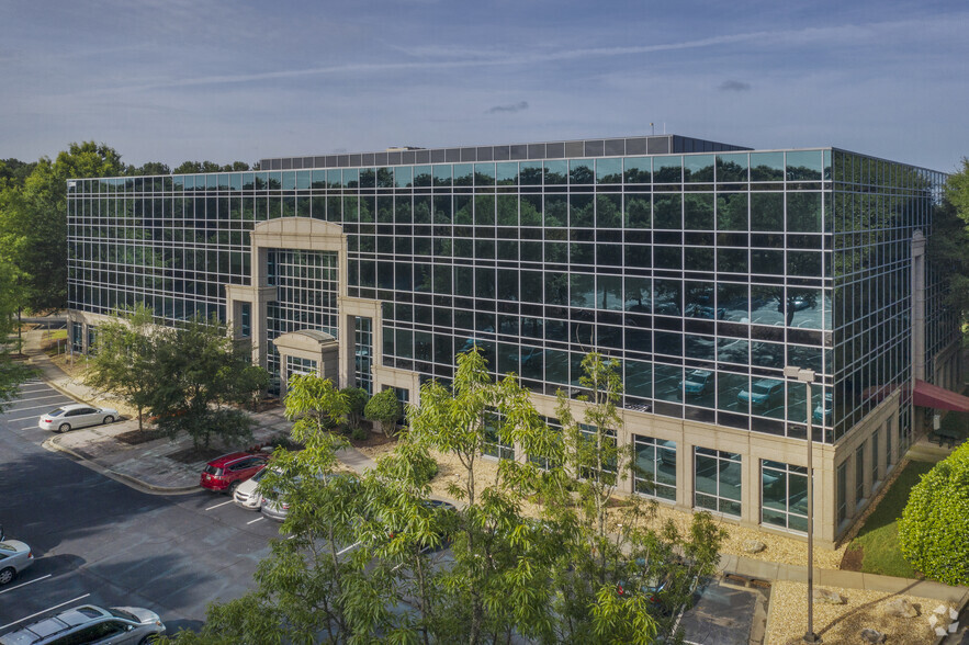 12000 Findley Rd, Johns Creek, GA en alquiler - Foto del edificio - Imagen 3 de 10