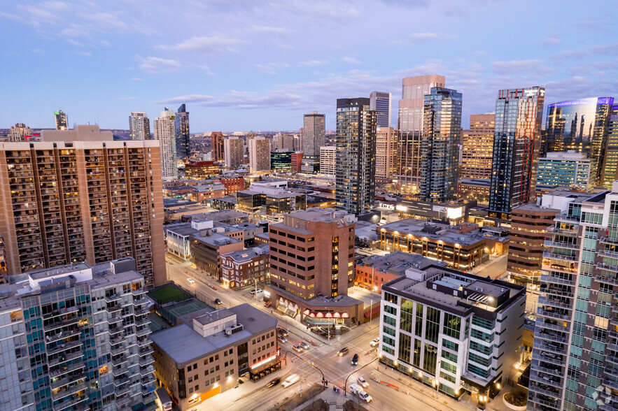 602 12th Ave SW, Calgary, AB en venta - Vista aérea - Imagen 2 de 9