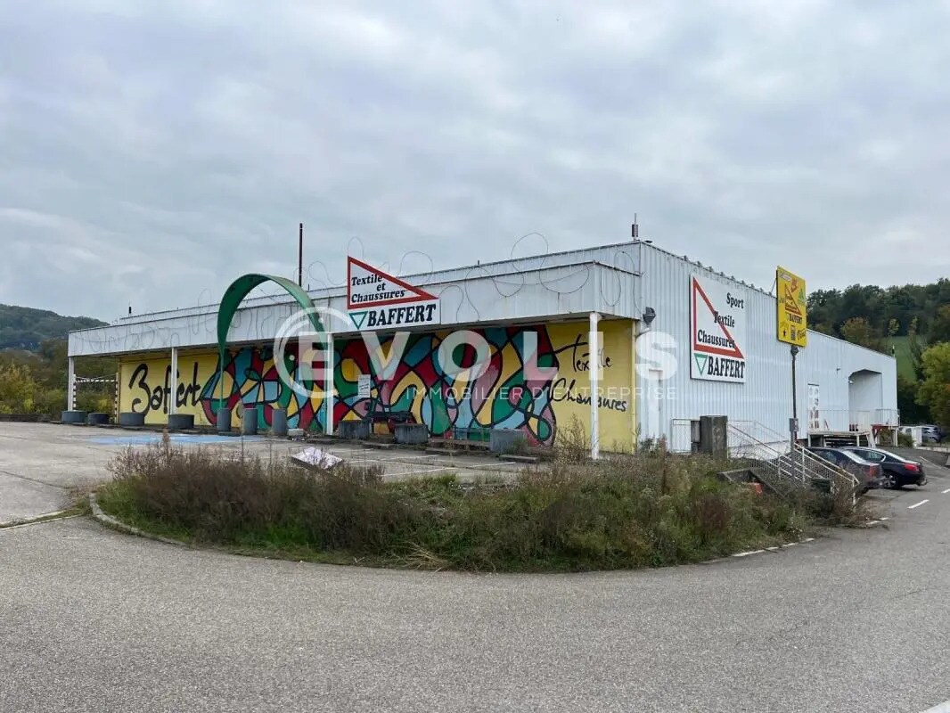 Local en Ruy-Montceau en alquiler Foto del edificio- Imagen 1 de 21