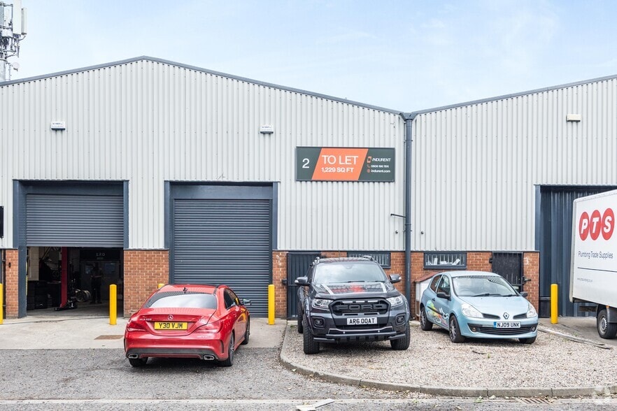 Cleveland St, Darlington en alquiler - Foto del edificio - Imagen 2 de 2