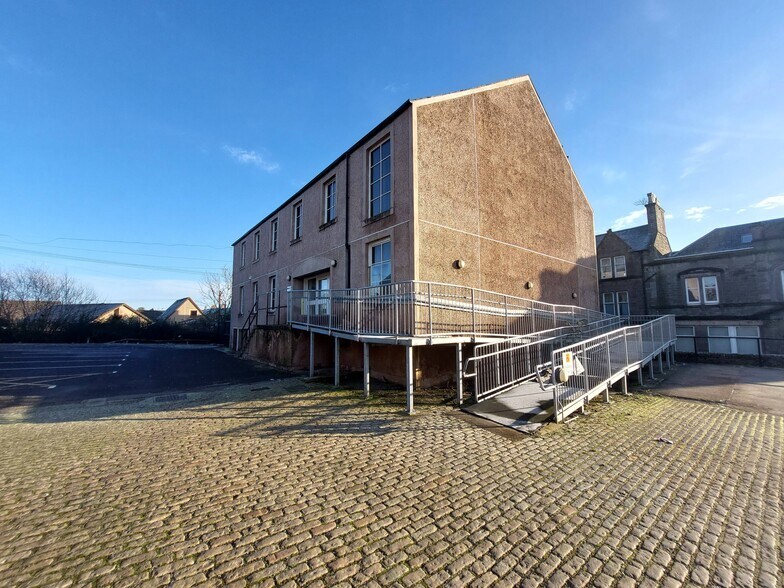 13 Market St, Forfar en venta - Foto del edificio - Imagen 3 de 8