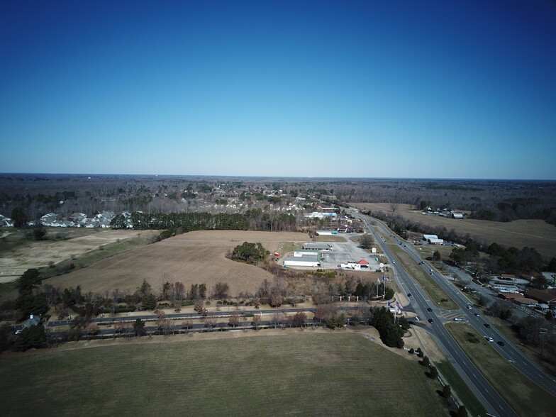 6895 Richmond Rd, Williamsburg, VA en venta - Foto del edificio - Imagen 1 de 11