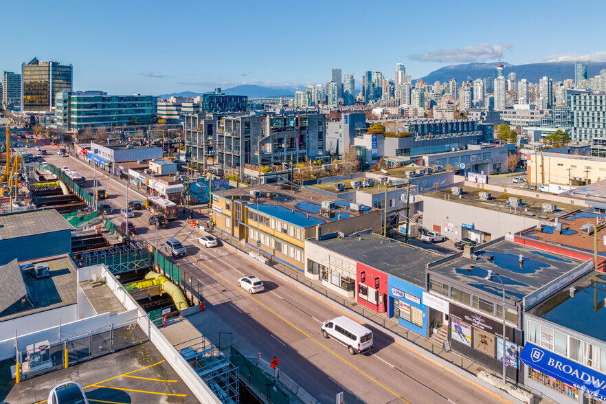 395 W Broadway, Vancouver, BC en alquiler - Foto del edificio - Imagen 3 de 3